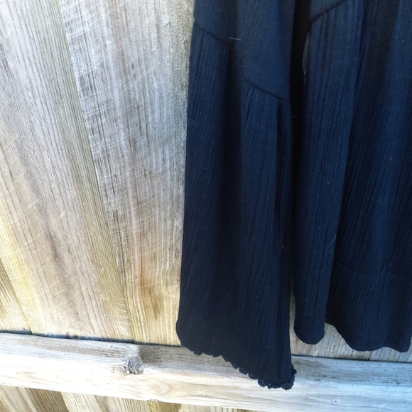 KNOX ROSE SMALL EMBROIDERED PEASANT TOP - Picture 4 of 5